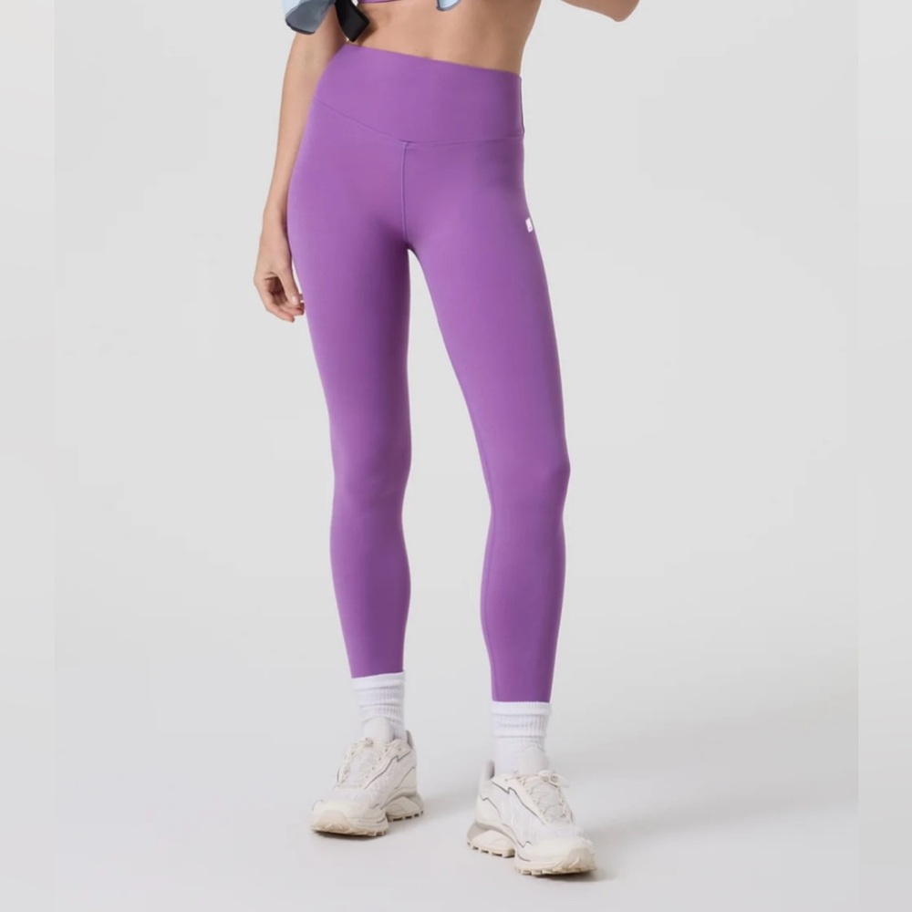 Vuori AllTheForm Legging Bright Violet 25” Size Medium